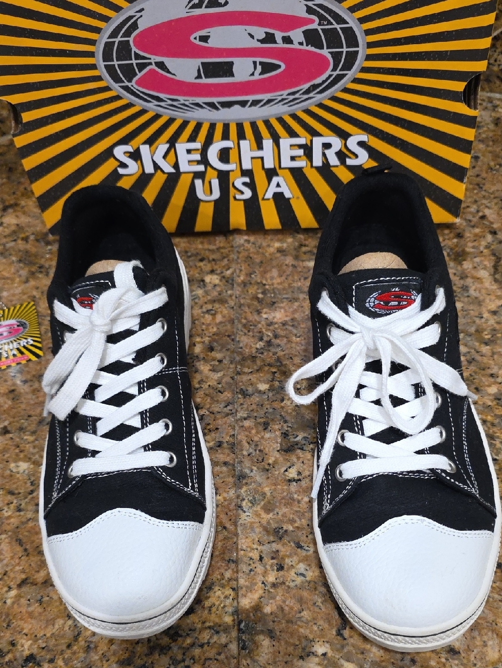 Skechers Roadies True Roots Sneakers - SZ 9 - Picture 5 of 13